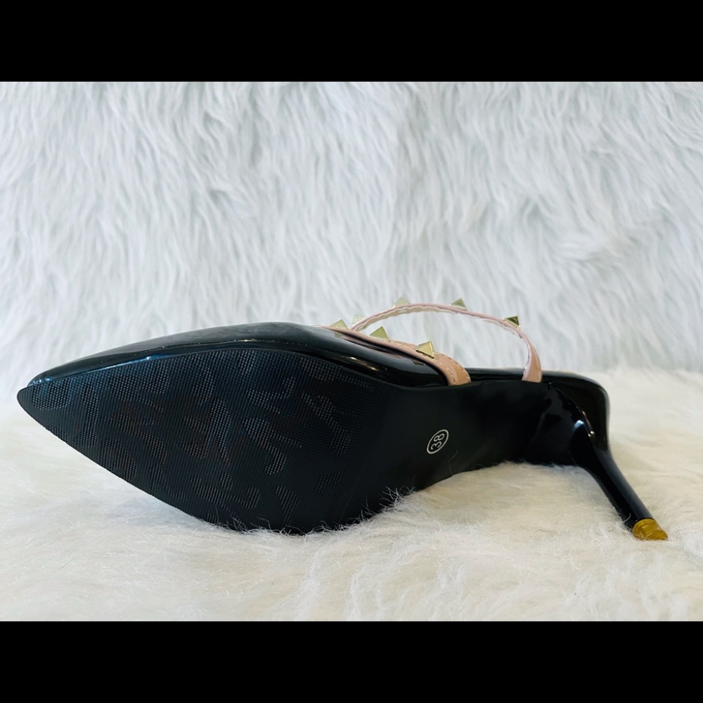Black Gold Studded Pointed Heels Sz 7 - Picture 9 of 9